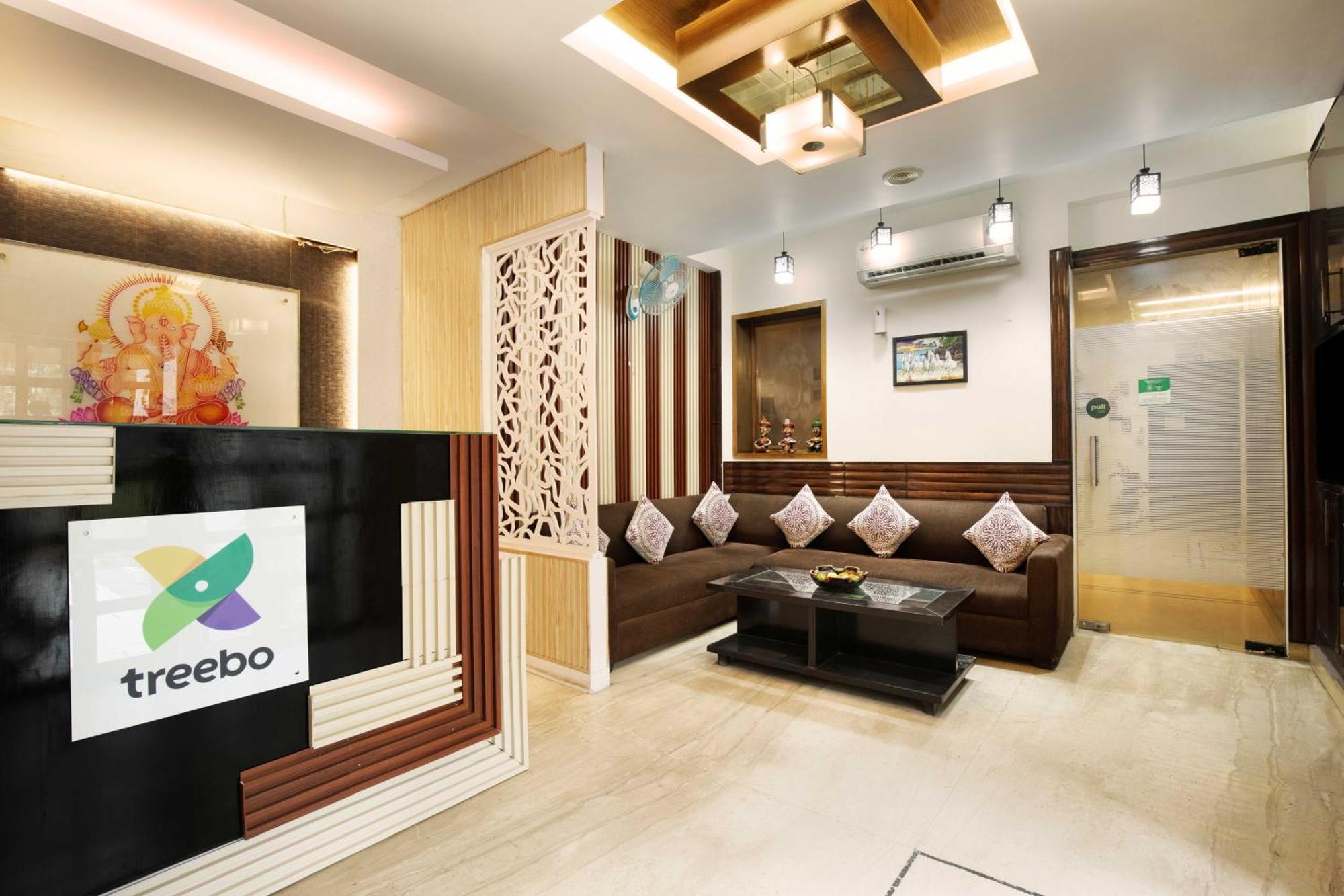 Treebo White Castle, Gurgaon Hotel ภายนอก รูปภาพ