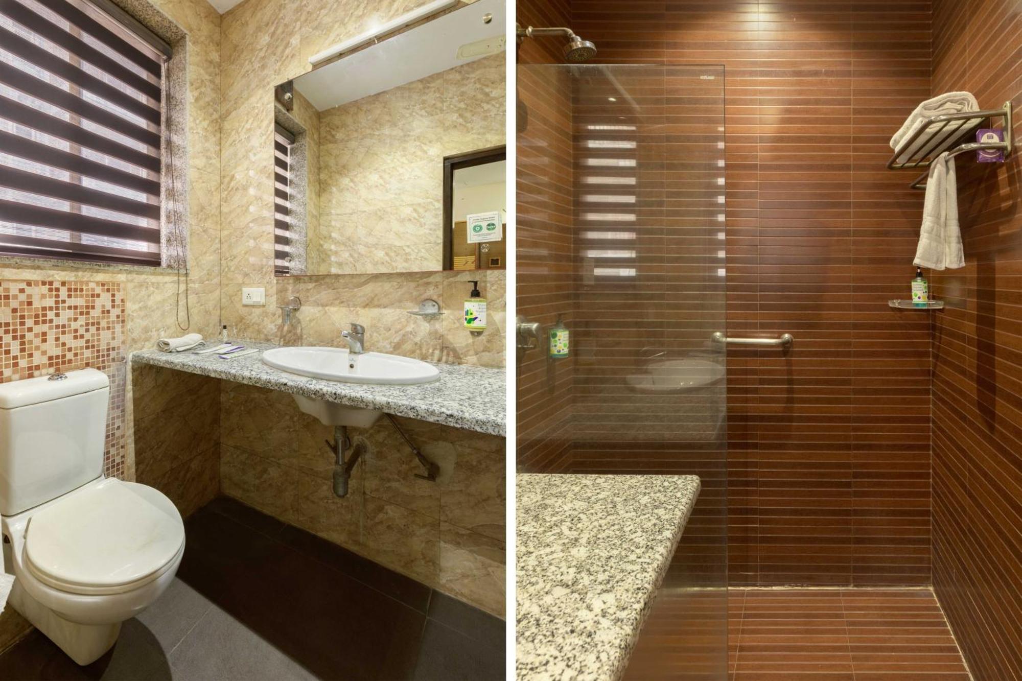 Treebo White Castle, Gurgaon Hotel ภายนอก รูปภาพ